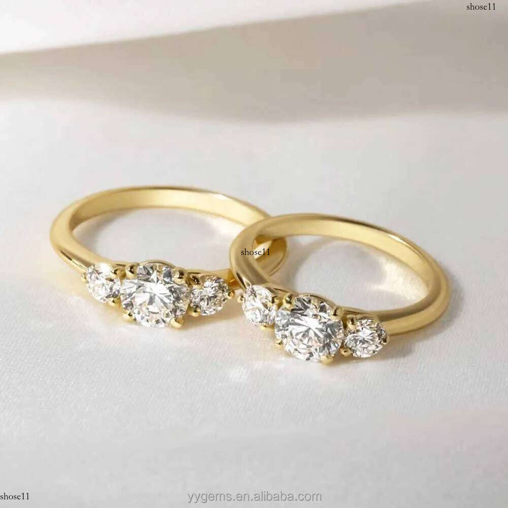 Yu Ying in style 2CT round moissanite center dia with side stones fashion 4 prongs wedding rings 14K jewelry