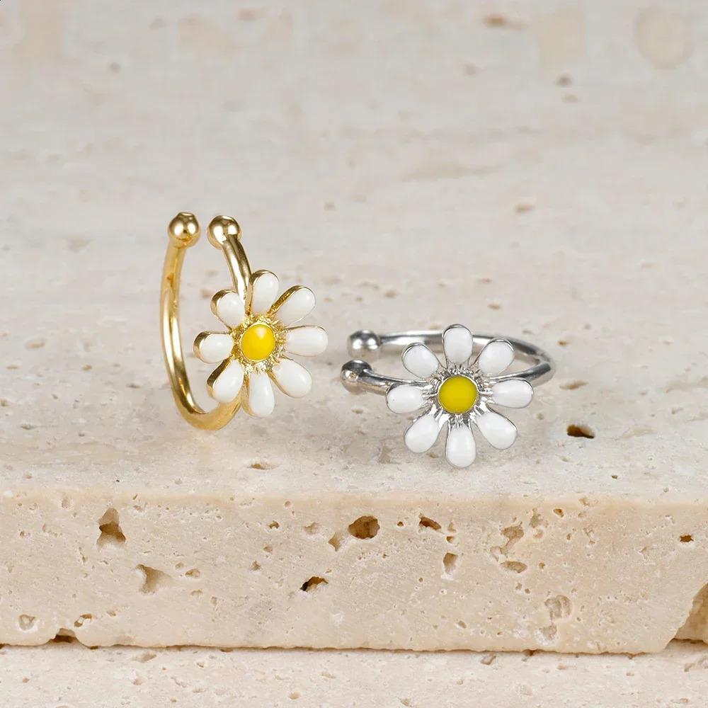 1PC Simple Gold Color Zircon Daisy Enamel Ear Clip Female Cute Non-Piercing Cartilage Ear Cuff Jewelry Gifts 250807