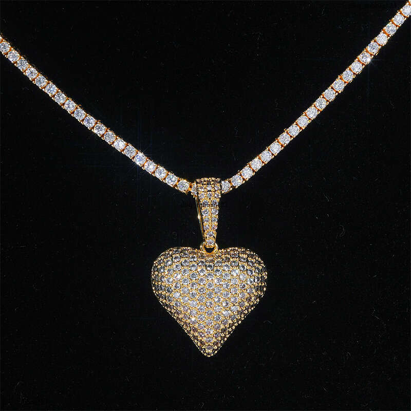 Heart-shaped Pendant Micro-inlaid 5A Moissanite chain Hip-hop Jewelry Can Be Worn With 2mm Tennis Chain