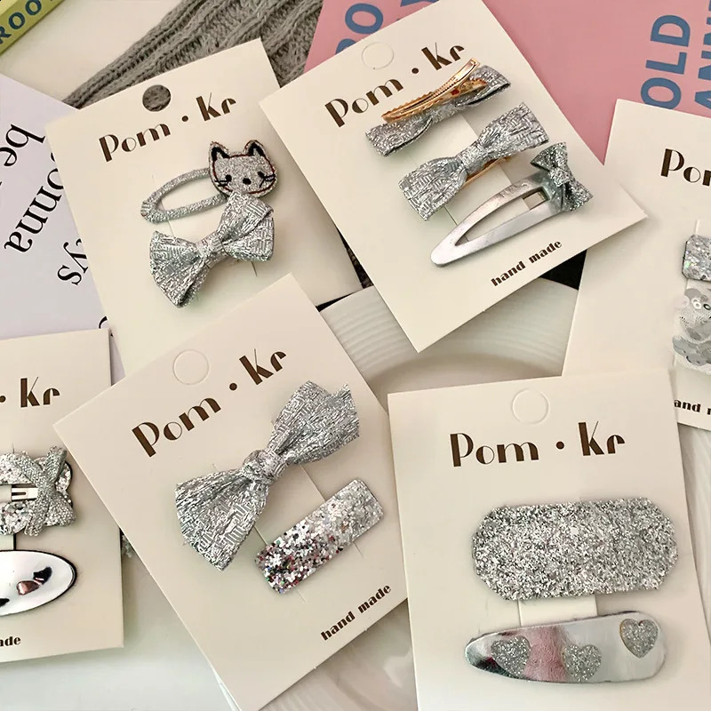 2pc Korea Fashion Glitter Silver Color Baby Hair Clips Bowknot Hair Pins Kids Hairpins Sequin BB Barrettes for Girls Headwear 250807