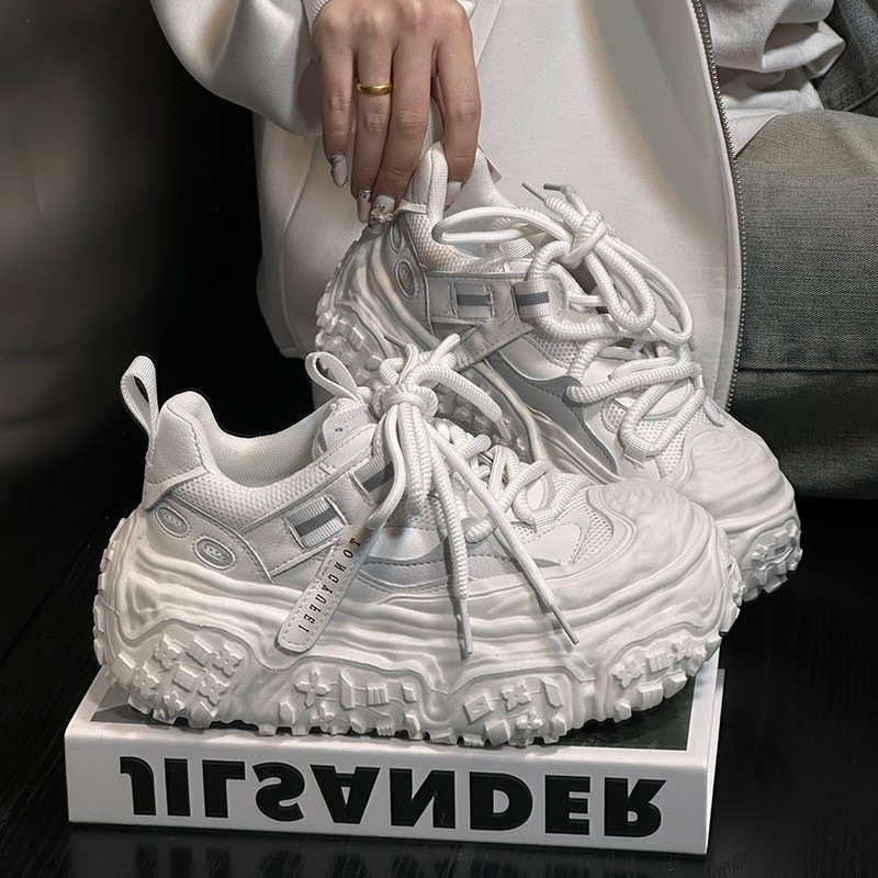 2025 designer's new women's dad shoes, lace up height increasing sports and leisure shoes, lightweight thick soled women's single shoes