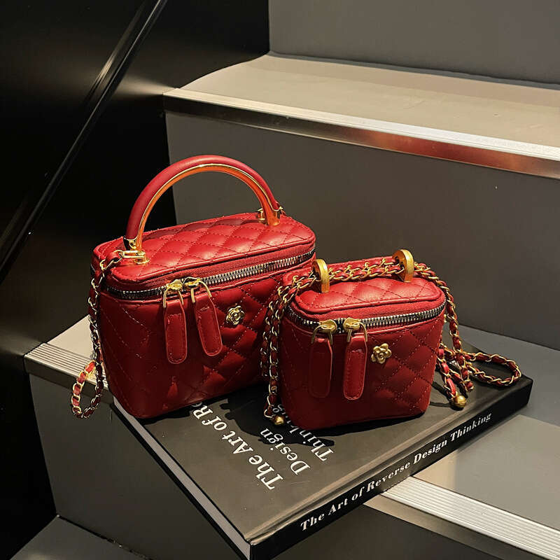 New Handbag for Women Spring Quilted Trendy Chain Bucket Parent-Child Mini Crossbody Makeup Bag