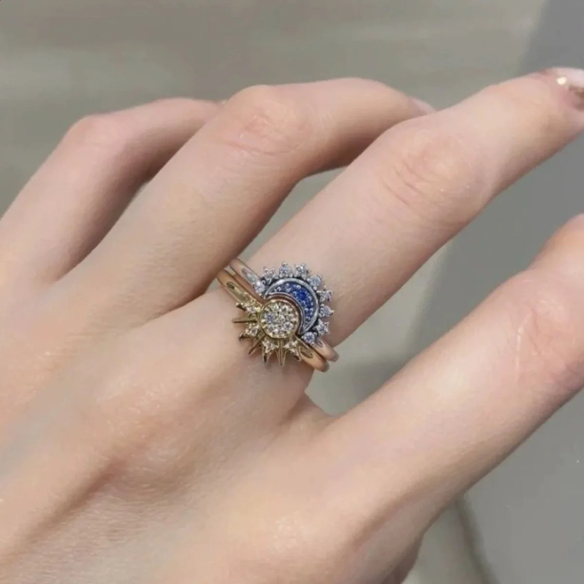 Personality simple n sun and moon with the same light stacked rings couple rings 250805