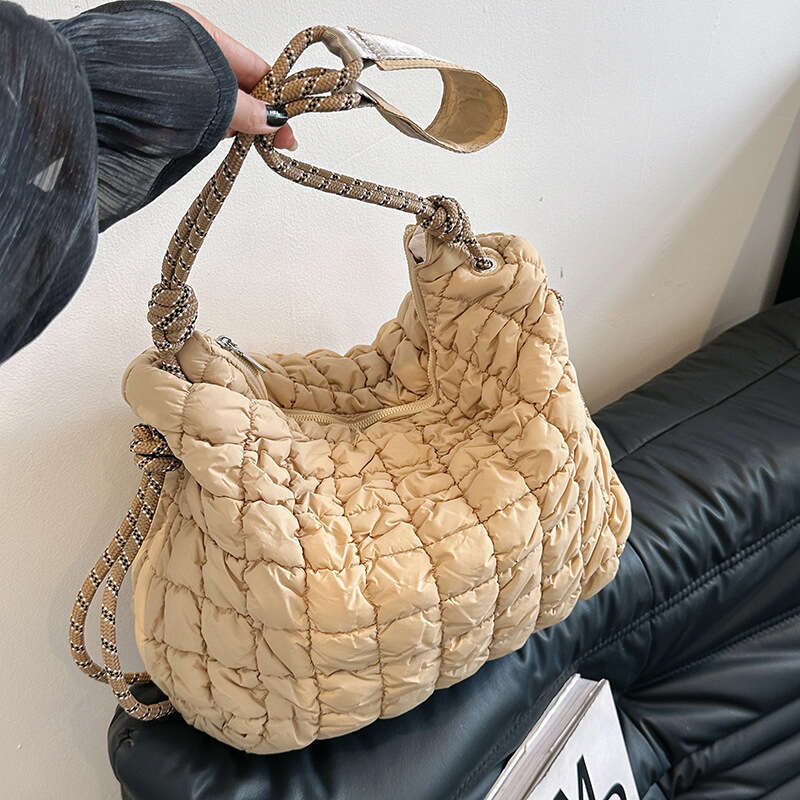 Hot Selling New Fashion Casual Crossbody Korean Style Cloud Single Shoulder Women's Summer High-End Large Capacity Dumpling Bag Designer Bags
