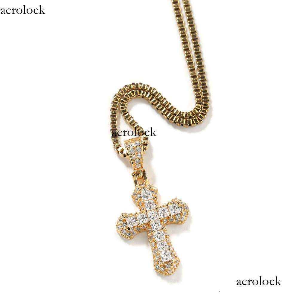 Gold-Plated Fashion Mini Cross Personality Versatile Short Clavicle Chain for Women with Inlaid Dias Trendy Jewelry