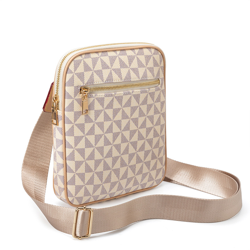 Men's crossbody bag new simple easy to take thin crossbody bag women's fashion shoulder bag small body bag 2025s hot