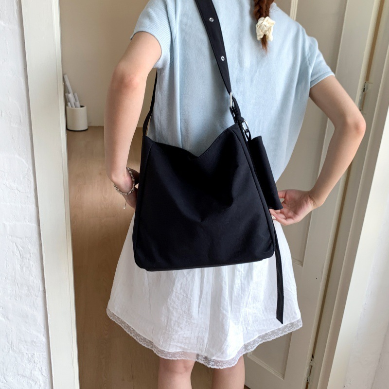 Shoulder Bag Dropshipping Luxury Bag Designer Bag Korean Style Trendy Large Capacity Simple Casual Canvas Bag Cross Border Handheld Solid Color Tote B