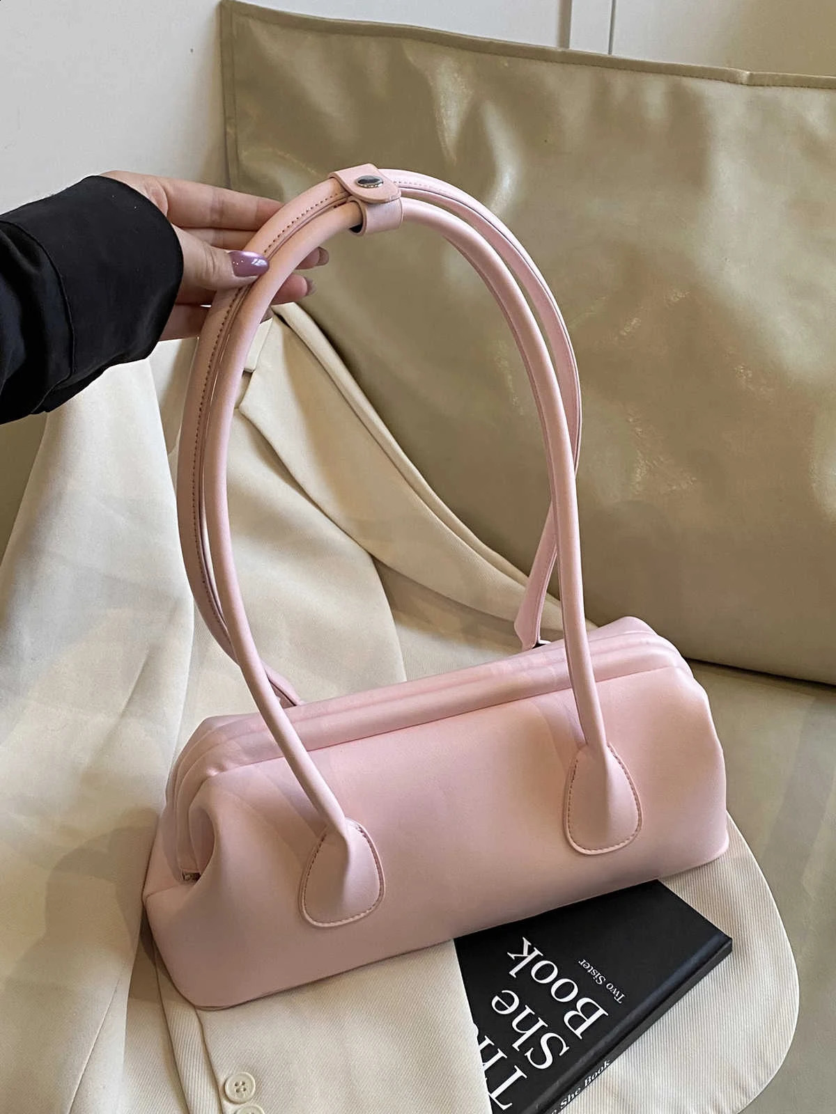 Fashion Women Underarm Bag Spring and Summer Solid Color Button Free PU Shoulder Bags French Casual Simple Handbags 250809
