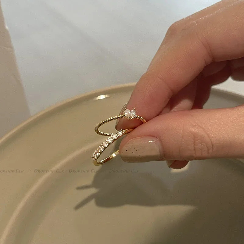 2pcs/set Gold Color Heart Zircon Rings Set for Women Girls Adjustable Minimalism Twist Ring Fashion Jewelry Wedding Gifts 250805