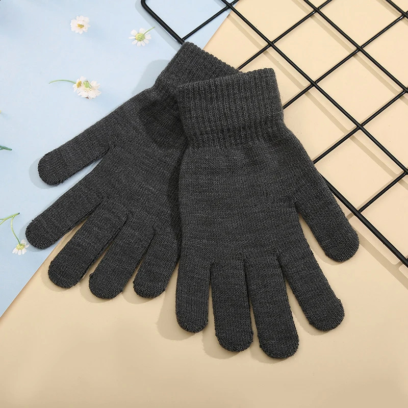 Autumn And Winter Women Pure Color Knitting Gloves Fashion Simple Youth Students Outdoor Cycling Warm Mittens Wholesale 250807