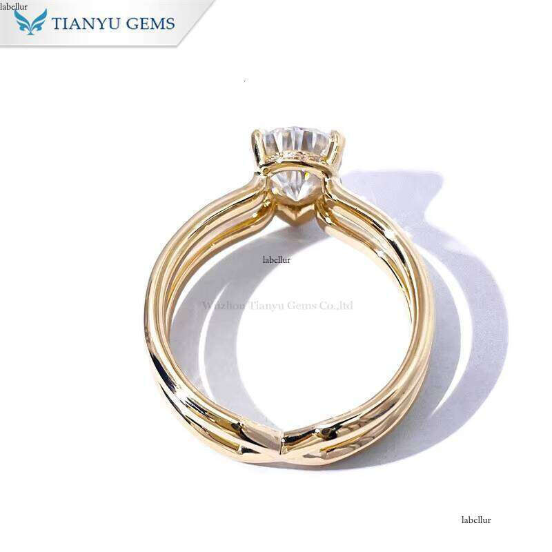 Tianyu High Quality Pear New Brilliant Cut 7x10mm Moissanite Dia 10K 14K Solid Gold Engagement Ring Valentine Day Gifts