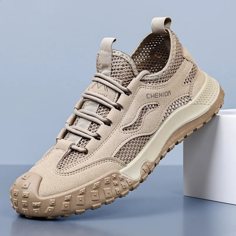 Summer Breathable Hollow Out Mesh Breathable Men Hiking Shoes Outdoor Men Sneakers Climbing Shoes Men Sport Non-Slip Shoes 250805