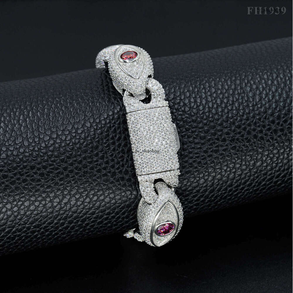 New Hip-Hop Personality Sier Moissanite 15mm 8-Shaped Eye Cuban Chain Bracelet Necklace Jewelry