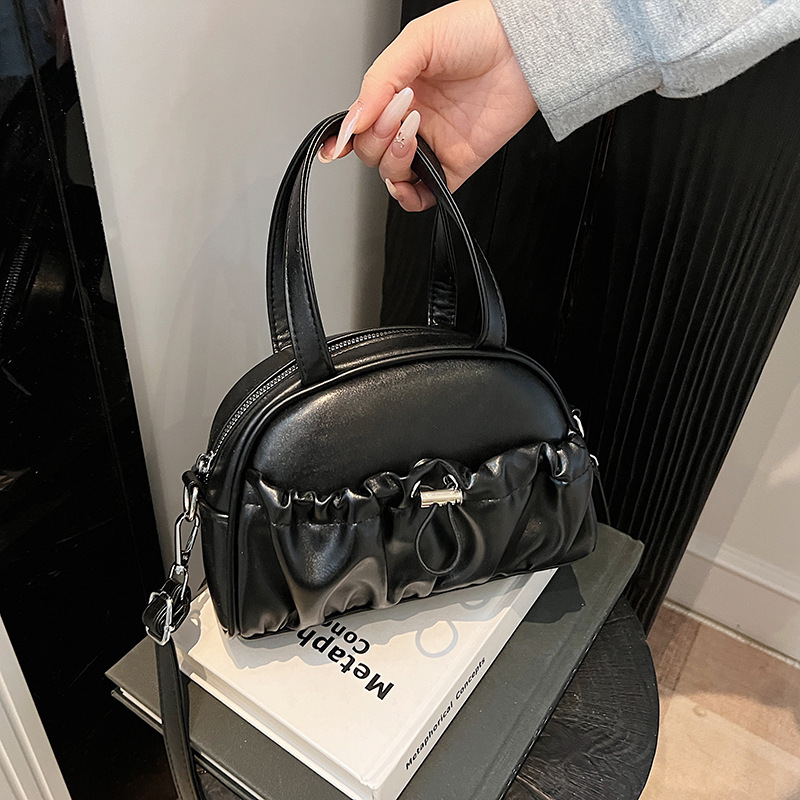 New Women's Pleated Solid Color Large Capacity Handbag Simple Designer Bag Shoulder Bag Cross-border Wholesale Dropshipping Luxury Bag Vintage Cr