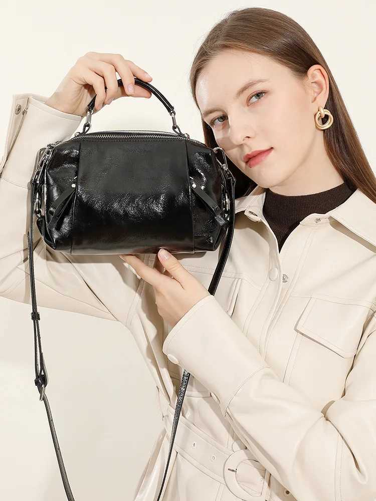 2025 Genuine Leather Women Boston Bag Crossbody Shoulder Bag luxury Cowhide Commuter Shopping Pillow Bag Handbag Gift for Girl Z250809