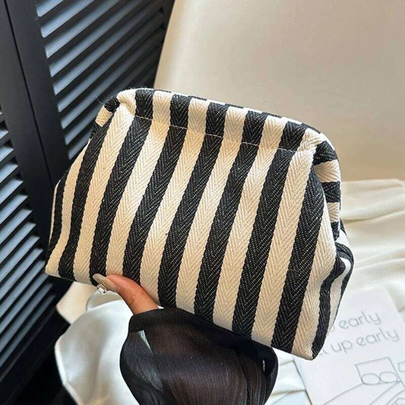 Summer Woven Crochet Purses for Women Beach Clutch Handbags Dumpling Hobo Casual Colorblock Bag Ladies Ruched Cloud Purse bag