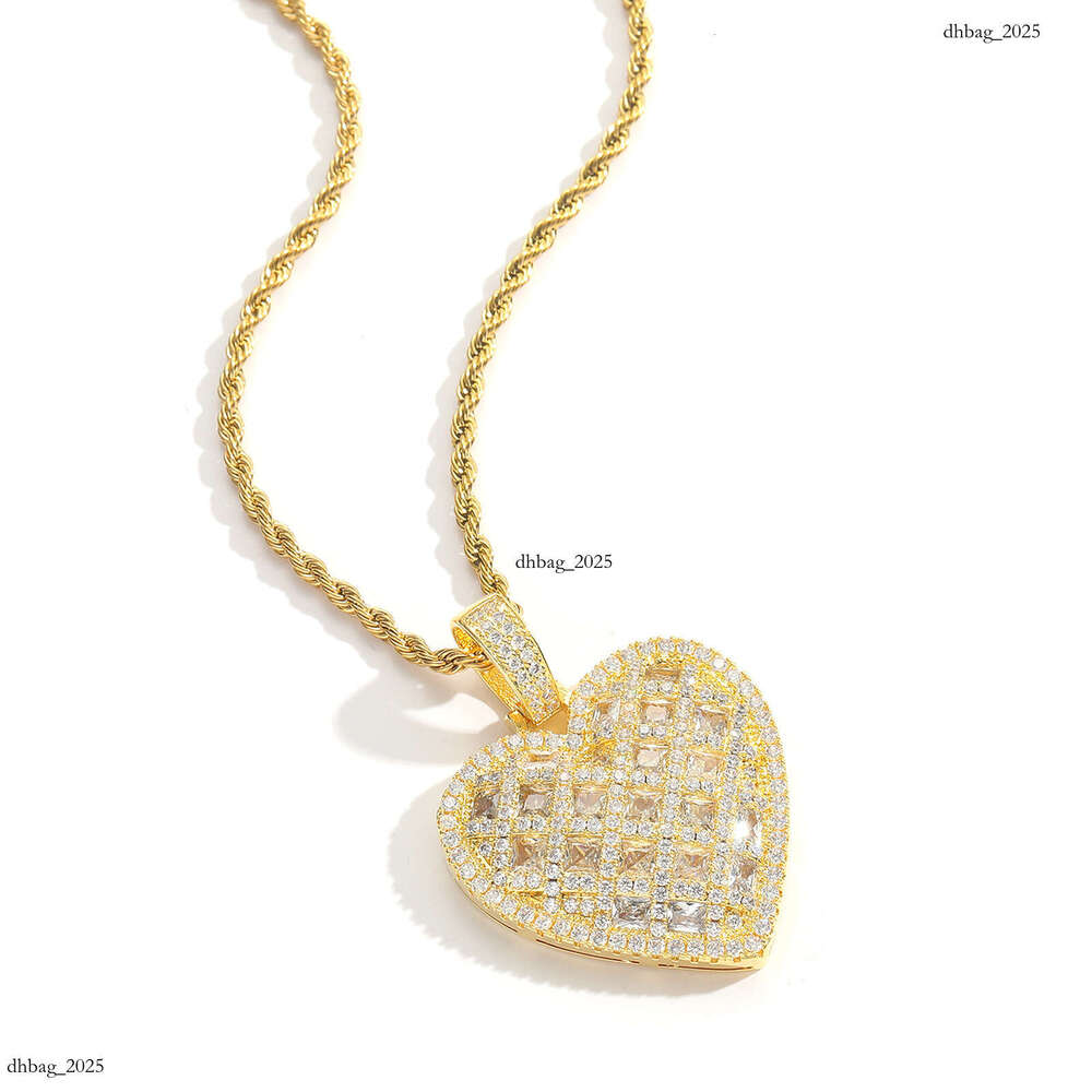 New T Square Moissanite chain Heart Personality Unisex Cool Niche Heart-shaped Hip-hop Pendant
