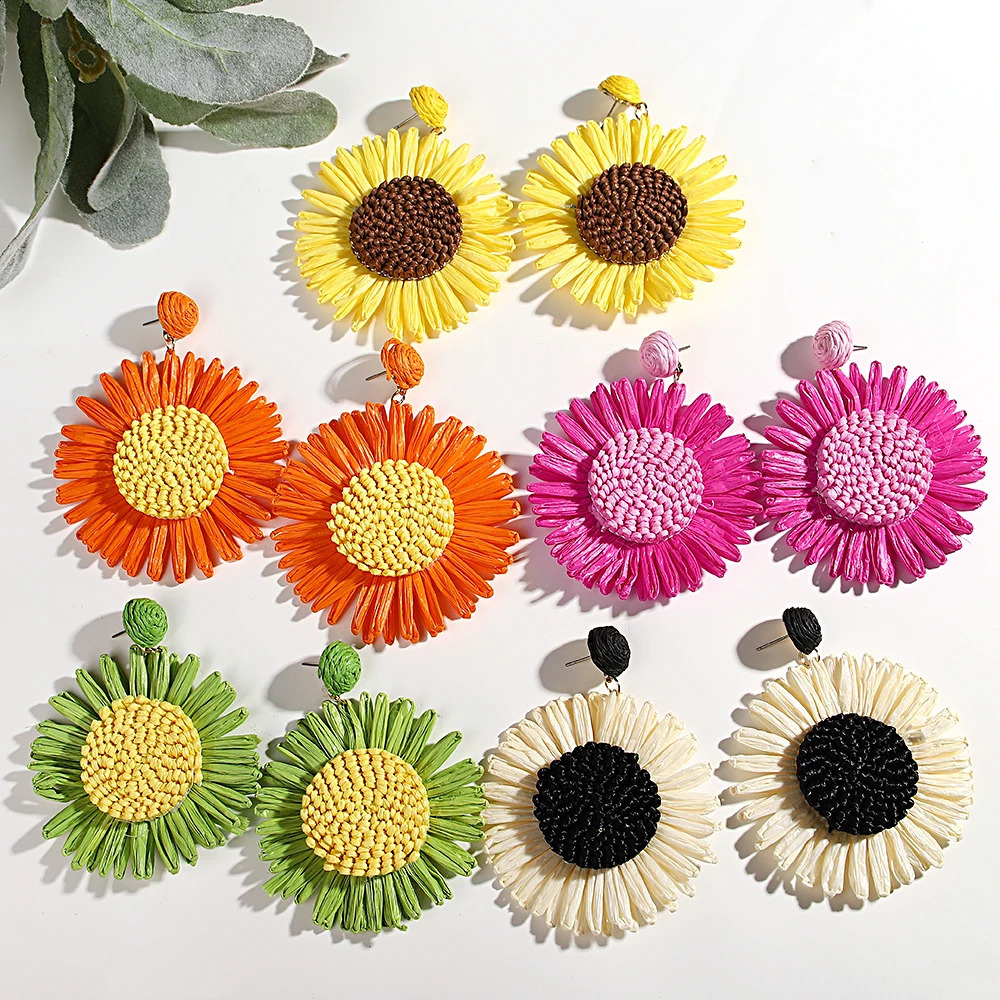 AENSOA Handmade Woven Raffia Large Flower Drop Earrings for Women Mixed Color Floral Hanging Earrings Summer Beach Jewelry 250807