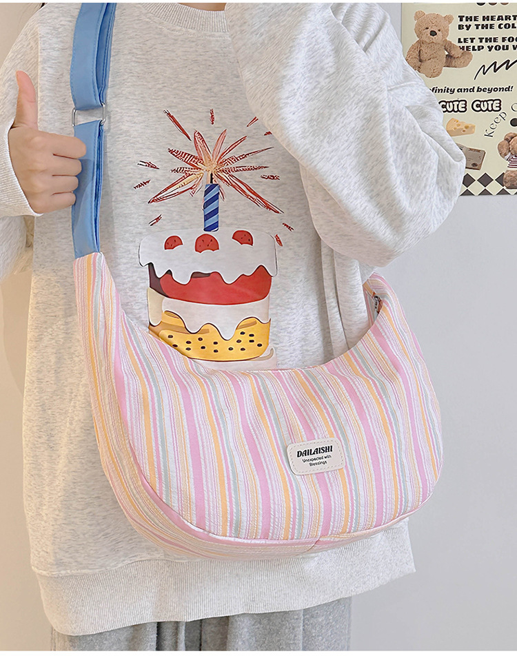 New Women's Canvas Trendy Designer Bag 2025 Fashion Popular Shoulder Bag Large Capacity Tutoring Commuting Crossbody Luxury Bag Dumpling Bag