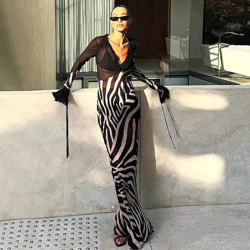 2025 Summer New Womens Fashion Color-Block Print Sexy V-Neck Mesh Long Sleeve Dress