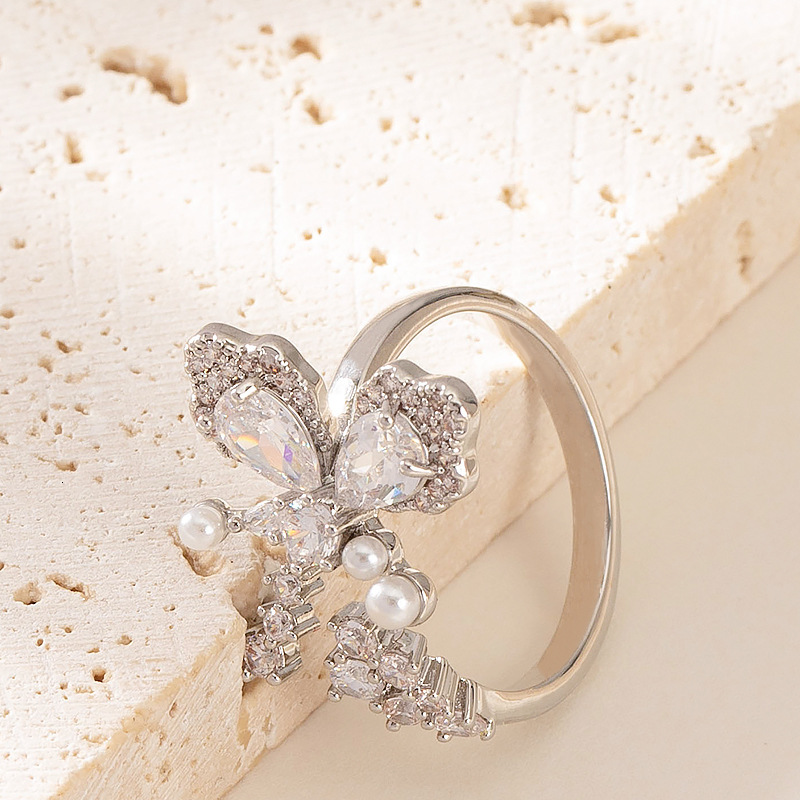 Fashion Simple Diamond-Studded Pearl Butterfly for Women, Non-Fading, Niche Adjustable Open Finger Ring
