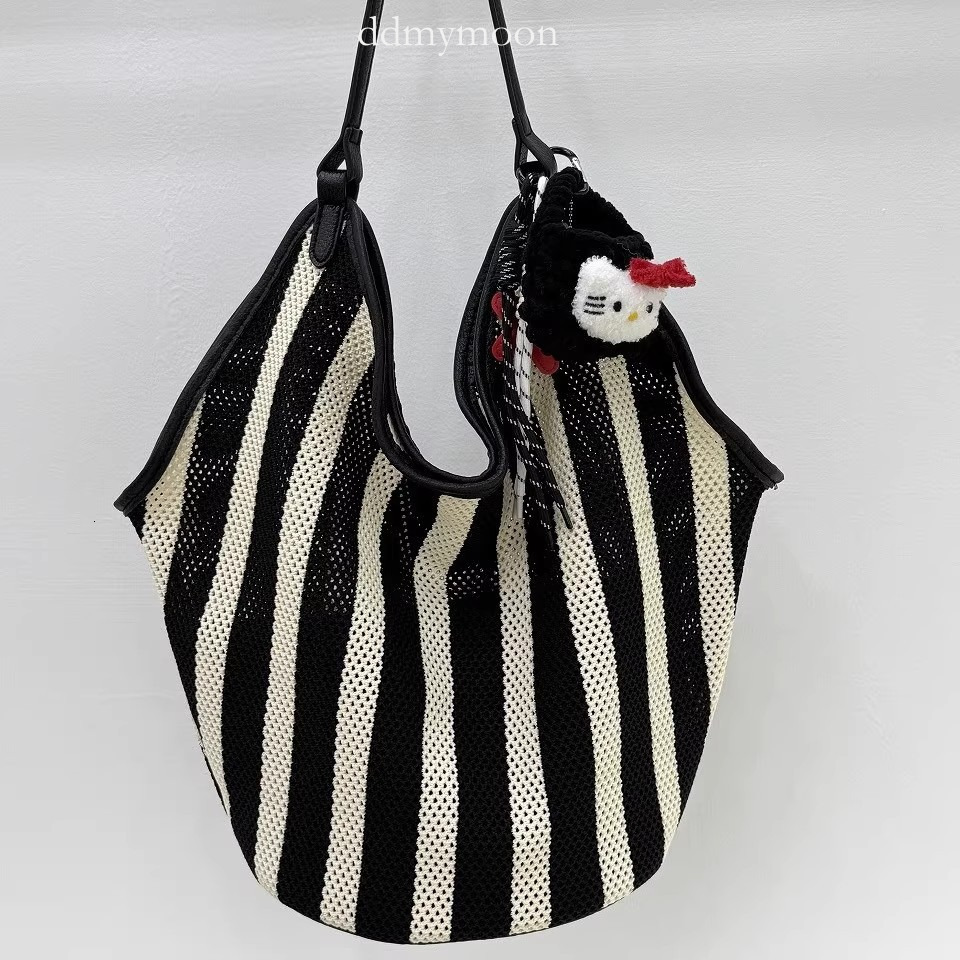 2025 New Black and White Striped Hollow Woven Mother-Daughter Underarm Bucket Versatile Tote Shoulder Bag for Women ddmymoon