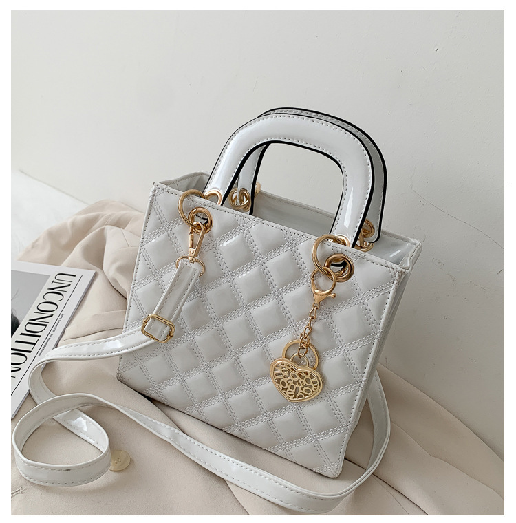 Free Shipping Designer's New Women's Small Bag 2025 New Korean Style Multifunctional Shoulder Crossbody Bag Princess Diana Bag