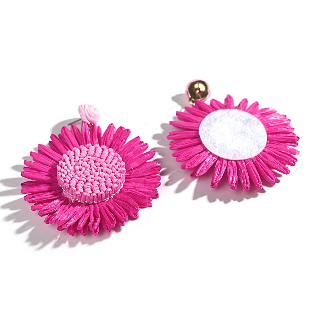 AENSOA Handmade Woven Raffia Large Flower Drop Earrings for Women Mixed Color Floral Hanging Earrings Summer Beach Jewelry 250807