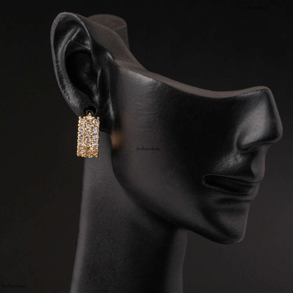 Hot Sale New Iced Out VVS Moissanite Round casual Hip Hop Personality Stud Earrings Jewelry