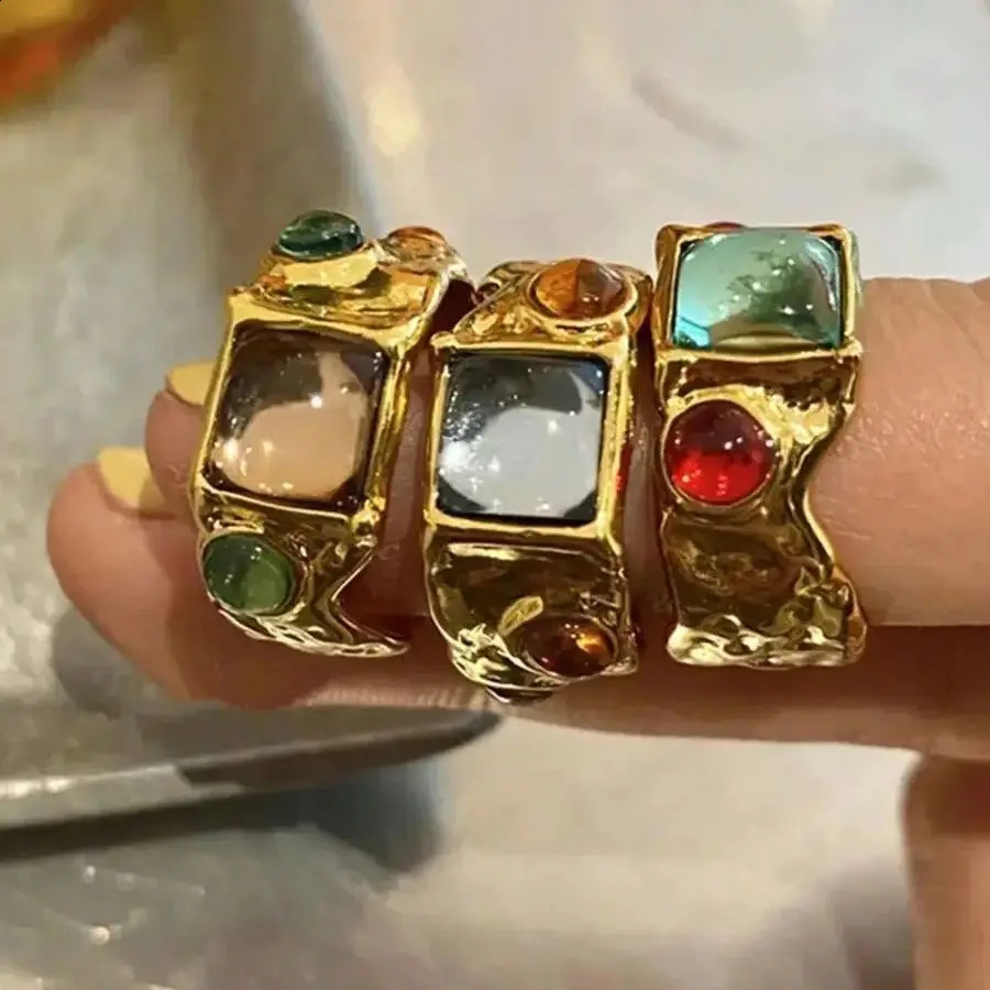 Chic Colorful Crystal Ring For Women Vintage Baroque Premium Gold Color Multicolor Stone Metal Irregular Ring Unique Gift 250805