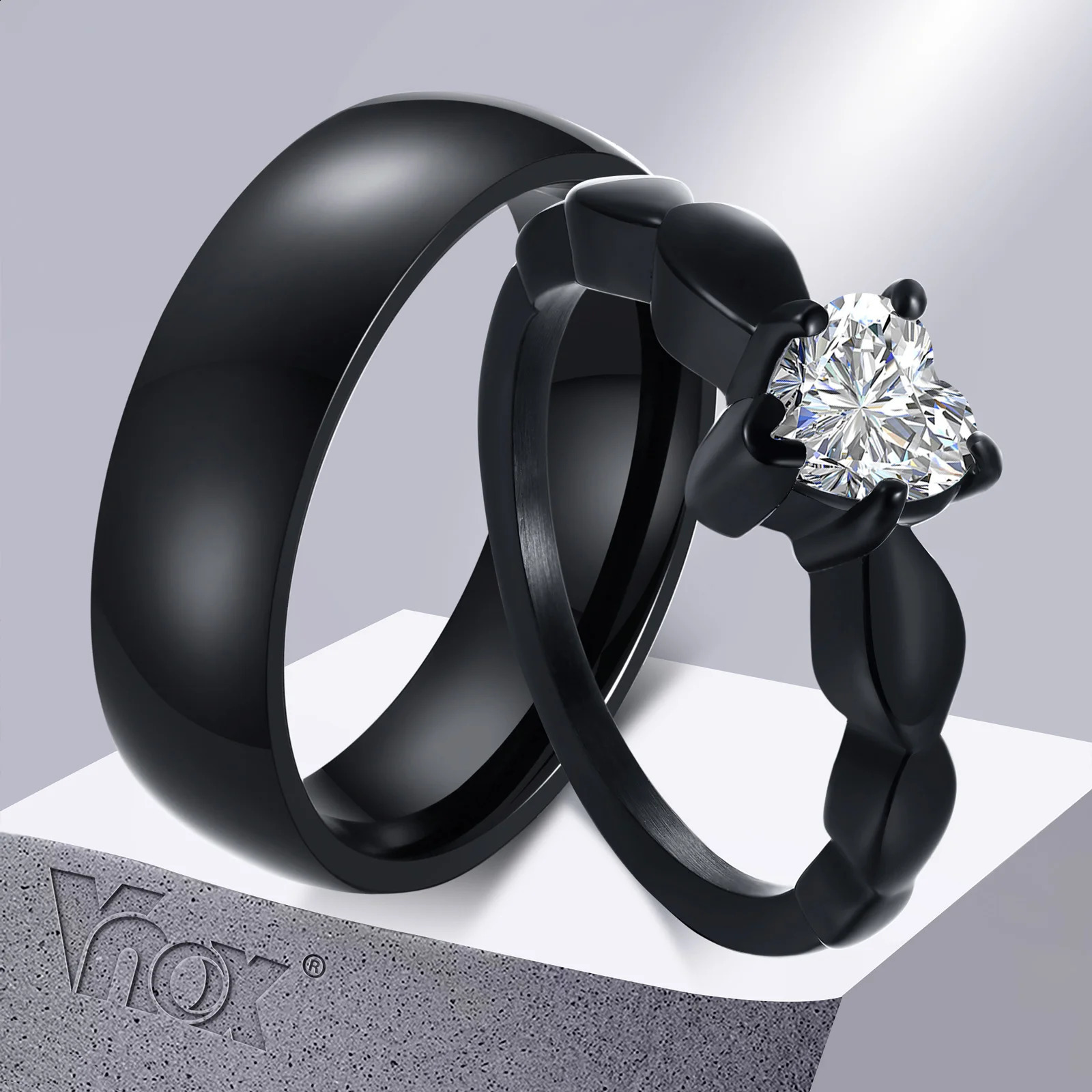Vnox Romantic Heart CZ Stone Couple Wedding Rings for Women Men Black Color Stainless Steel Bands Engagement Jewelry Love Gift 250805