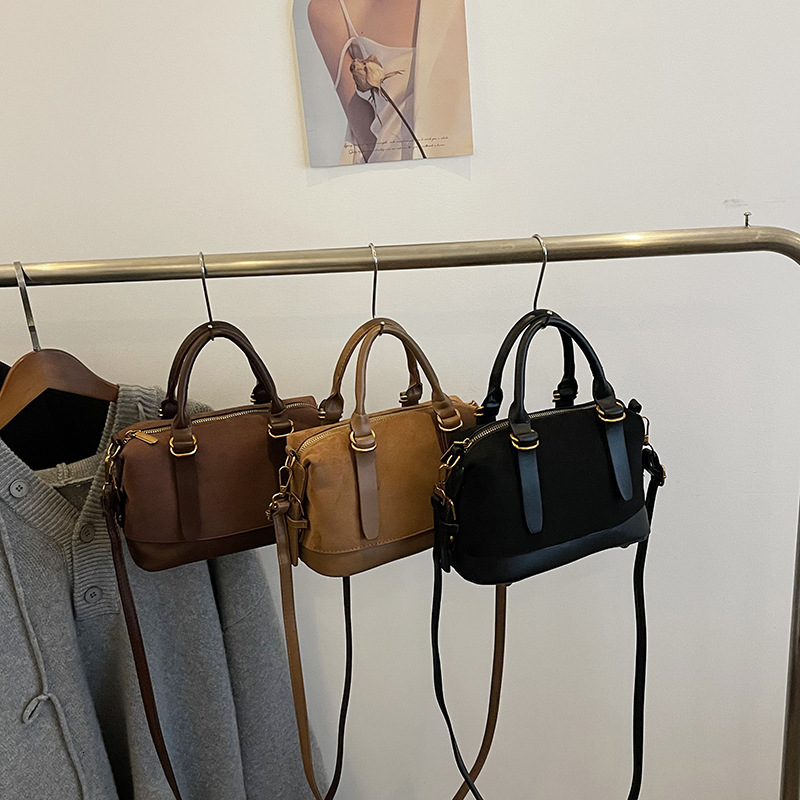 Vintage Suede Handbag For Women Winter New Cross-border Luxury Designer Bag Bag Bowling Bag Simple Shoulder Crossbody Pillow Bag