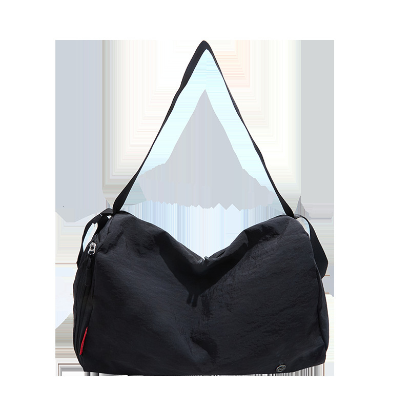 Cross-border Short Trip Travel Bag Swimming Fitness Sports Bag Yoga Commuting Casual Toast Bag Simple Luxury Designer Bag Bag Versatile Crossbody Bag