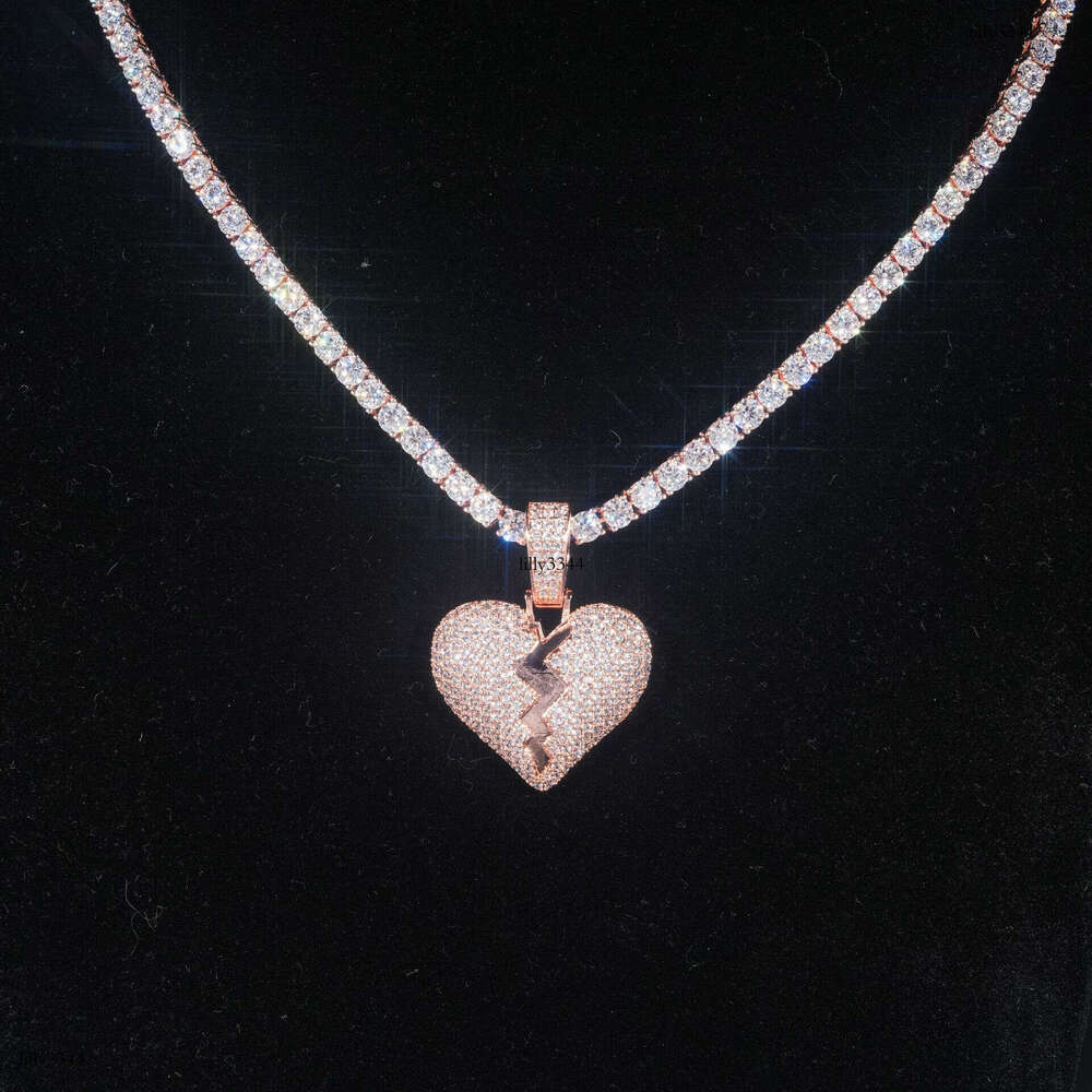 Special Sterling Silver Inlaid Moissanite chain Pendant Personality Heart Shape Hip Hop Trendy Brand Jewelry Accessories Can Be Worn With 5mm Necklace