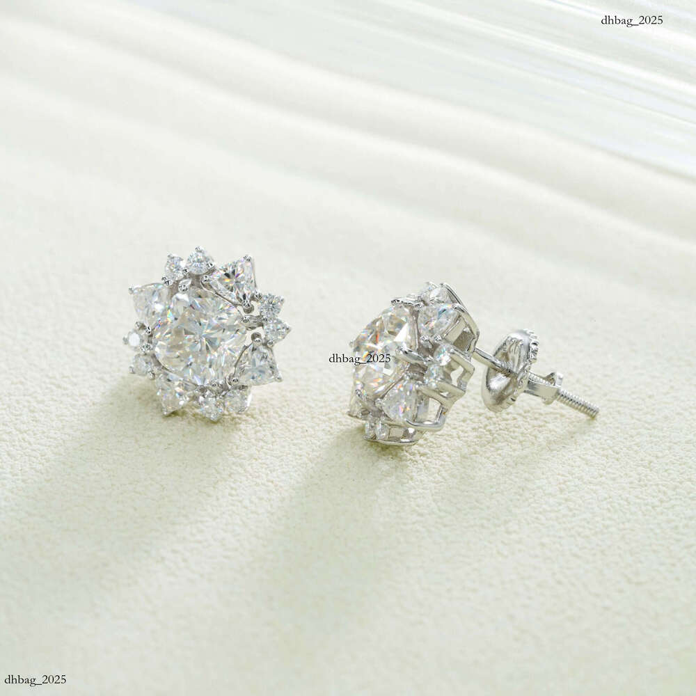 INS New Iced Out VVS Inlaid Moissanite Flower Simple Stud Earrings Jewelry 111
