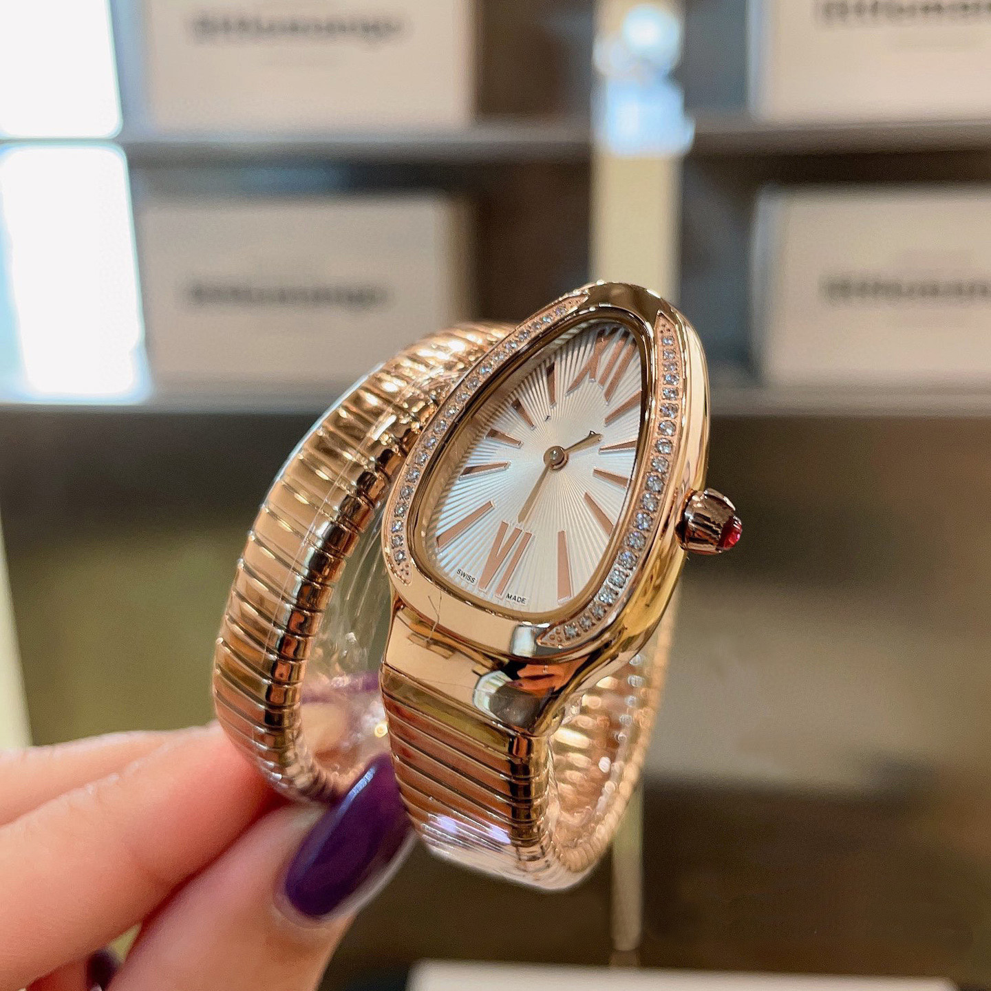 Designer watch serpentine titanium diamond steel design high quality watches with gold metal winding design for woman girls Christmas gift very nice