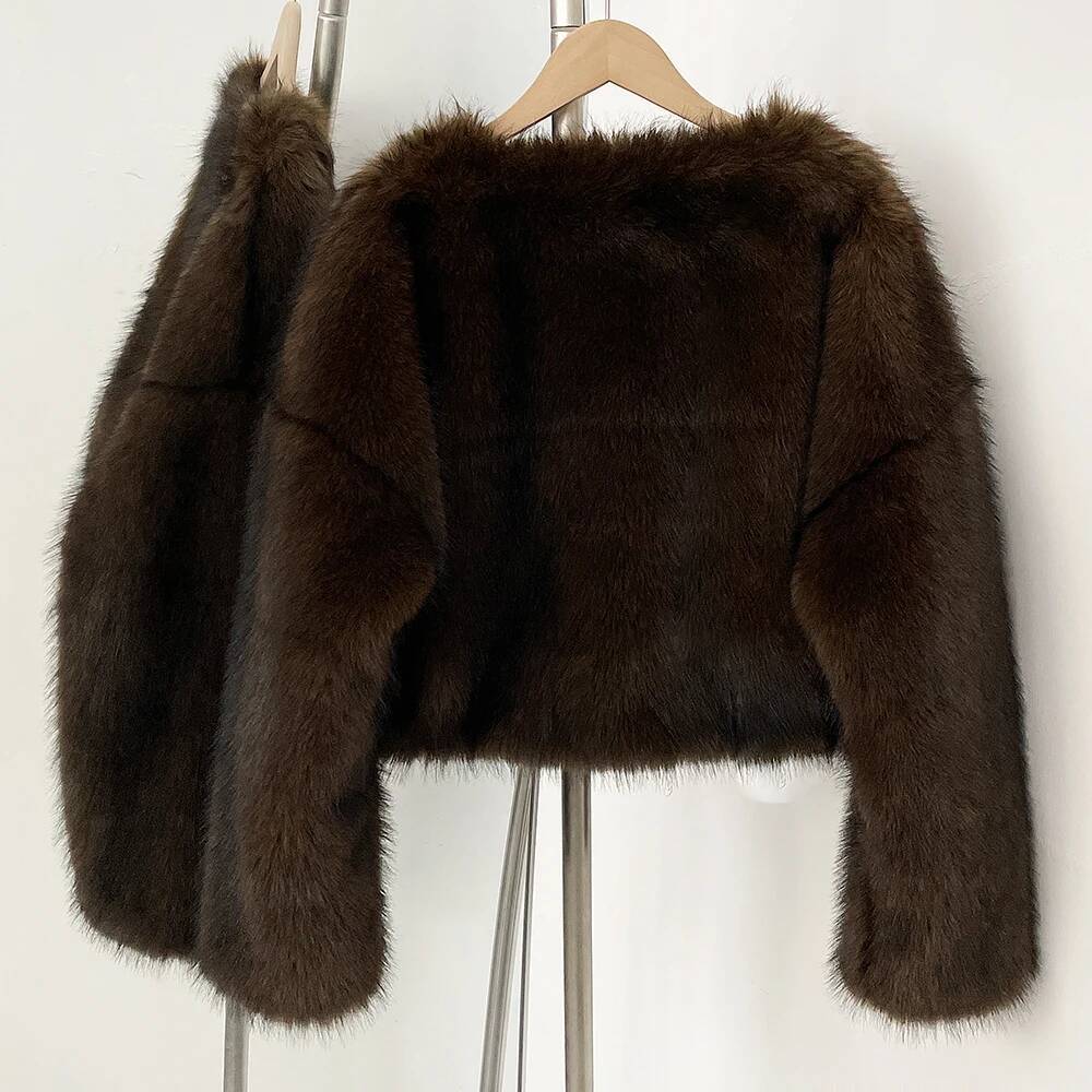 Winter Hot Cool Girl Fluffy Short Jacket Female Iconic Street Fashion Week Brand Gardient Cropped Faux Fur Coat Women
