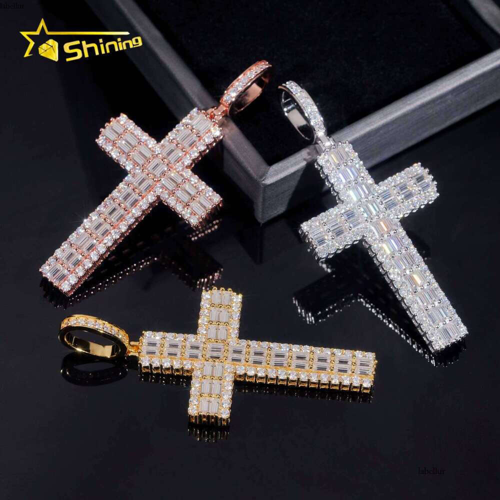 Shiny Baguette Sier Cross Men's Hip-Hop Iced Out Moissanite Pendant