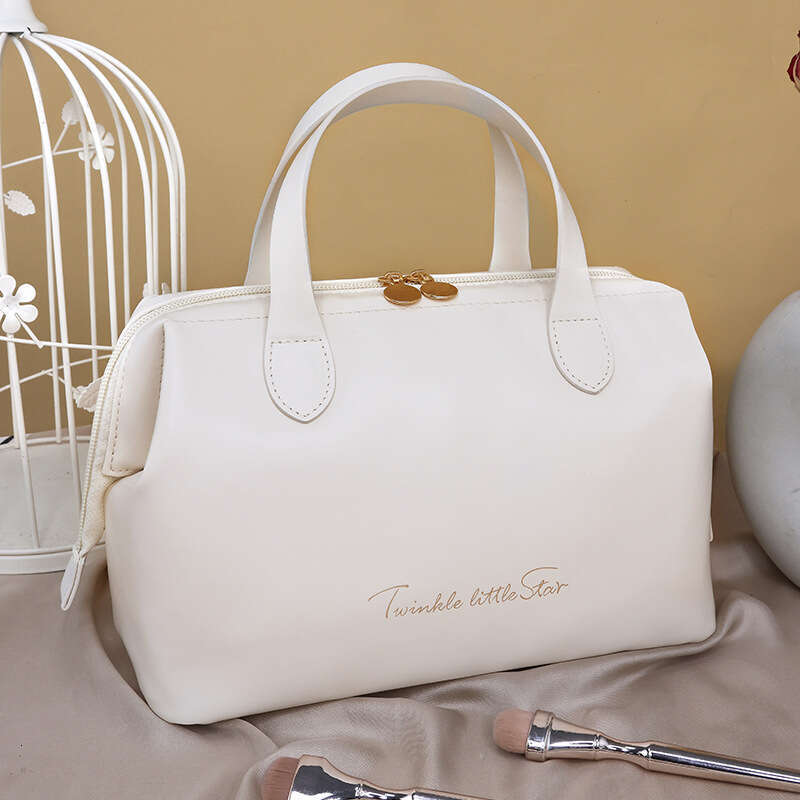 New French Style Handbag High Appearance Large Capacity High-end Makeup Portable PU Cosmetic Storage Bag