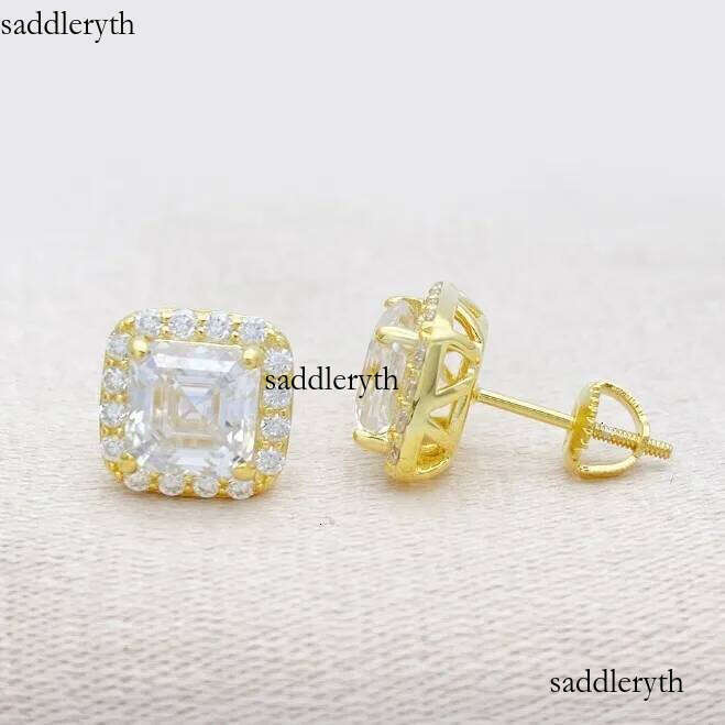 2024 Pagoda shaped male and female Korean ins VVSs sier inlaid Mozambique earrings accessories d1