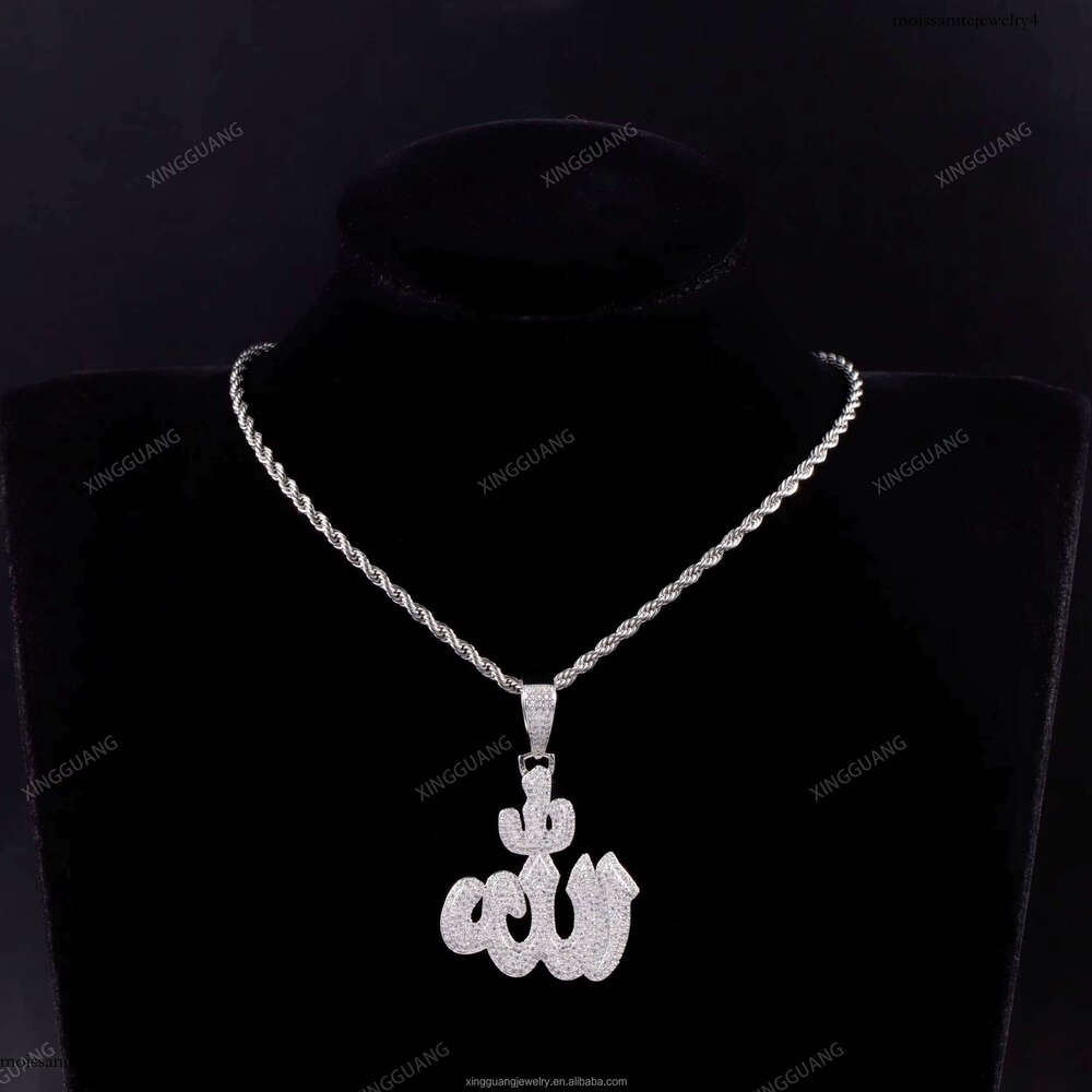 XG New Arrived Moidaanite Pass Dia test Real Sier CRA VVS Moissanite Fashion Fine Jewelry Pendant