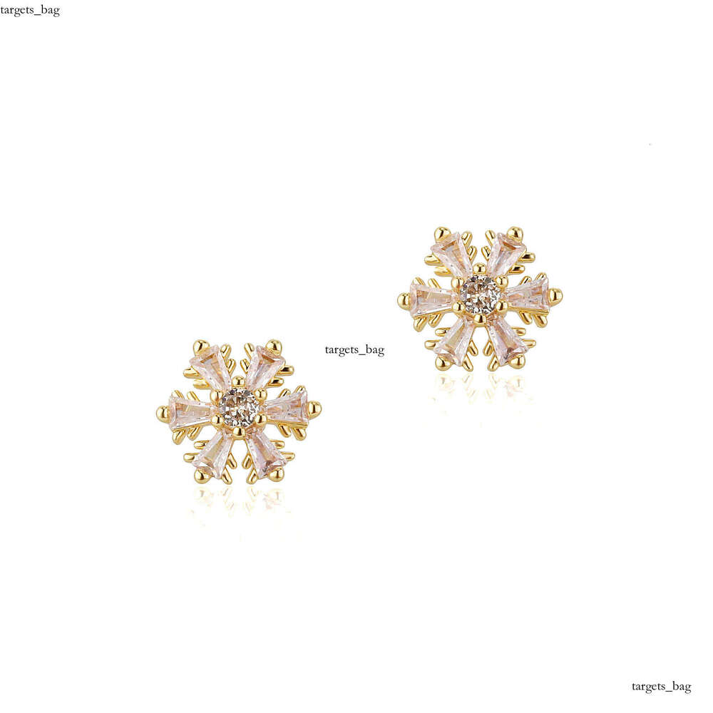 Autumn Winter Romantic Light Snowflake High-end Design Fashion Sier Needle Earrings Unisex Versatile