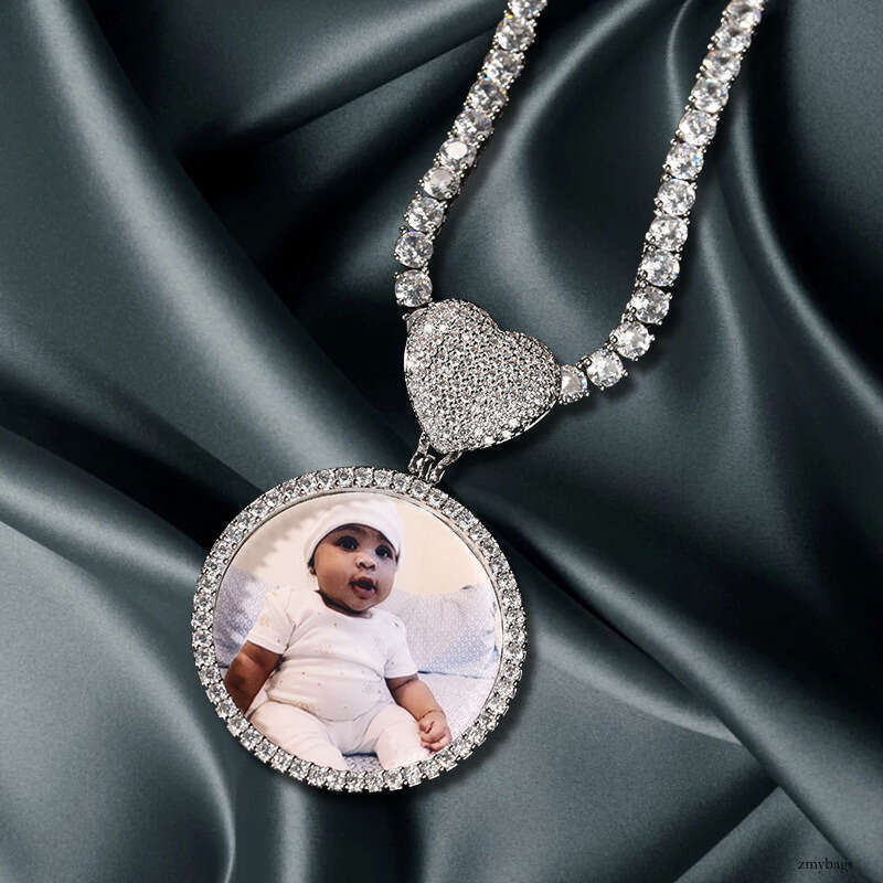 Hip-Hop Kid Creative Heart Round Photo Pendant Sier Sterling Silver Inlaid Moissanite chain Personalized Fashion DIY Commemorative Necklace