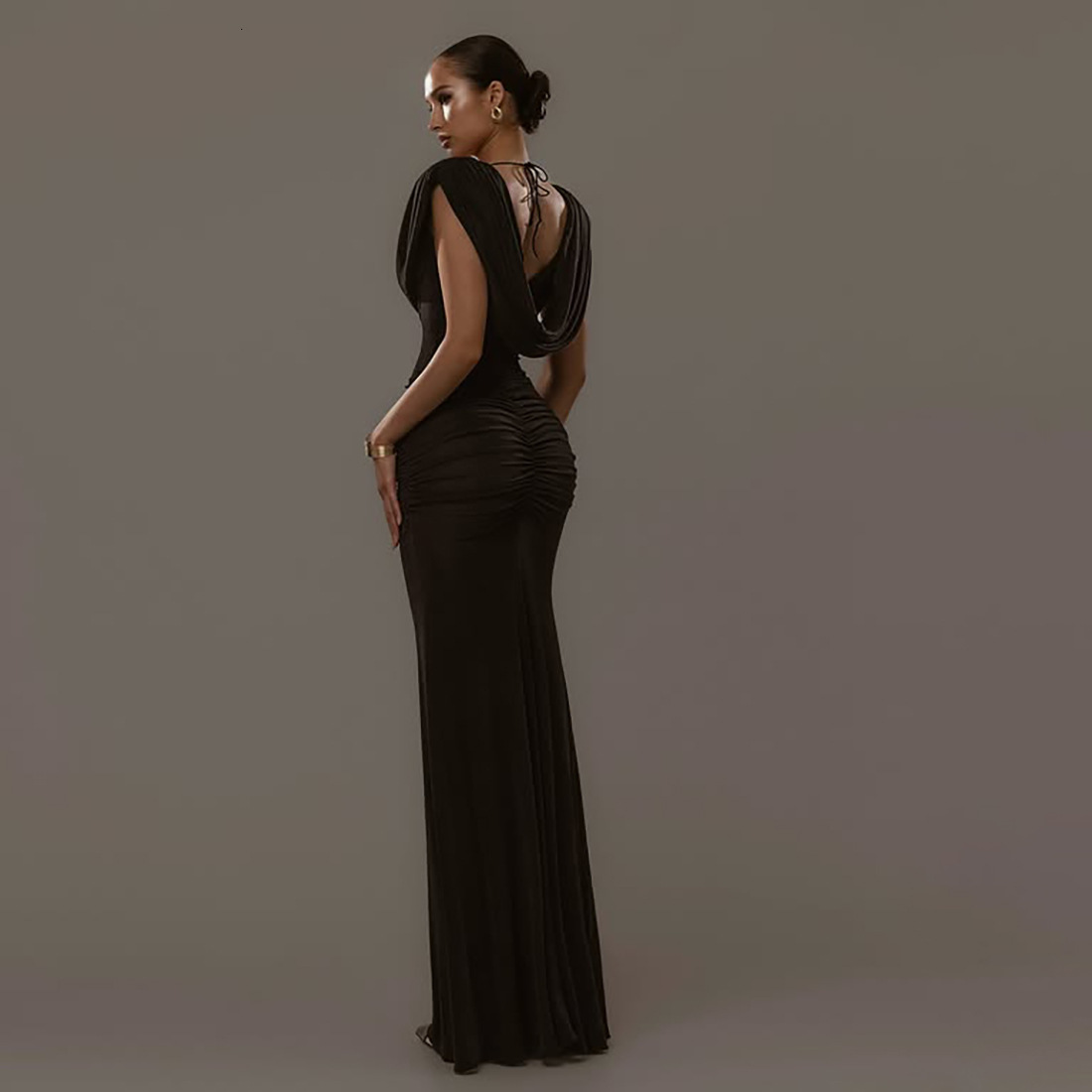 2025 Autumn New Womens Fashion Elegant Waist-Cinching Ruched Design Swing Collar Solid Color Dress