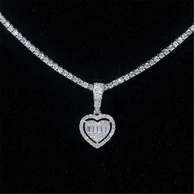 Hot Selling Personalized Heart Pendant Sterling Silver Inlaid Moissanite chain Can Be Worn 6.5m Necklace Trade Special