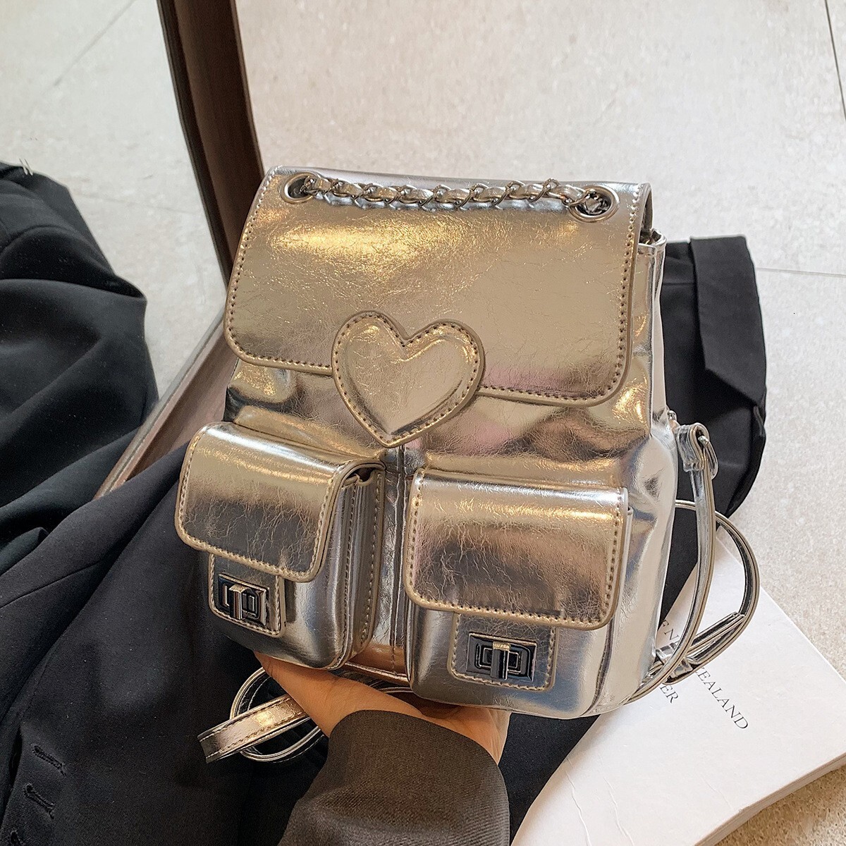 2025 Commuter Small Simple Women's Bag Heart Multi-Pocket Backpack Niche ddmymoon
