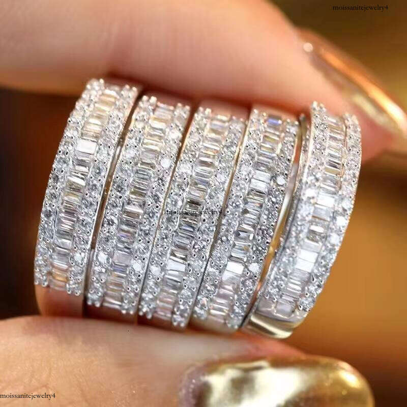 Professional Manufacturer Solid Gold Baguette Cut Moissante Dias Eternity Rings Jewelry