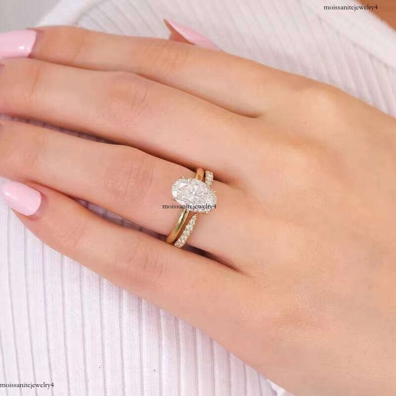 Fine Classic Style Gold 8X10mm 3CT Oval Cut VVS Moissanite Dia Ring for Wedding Jewelry