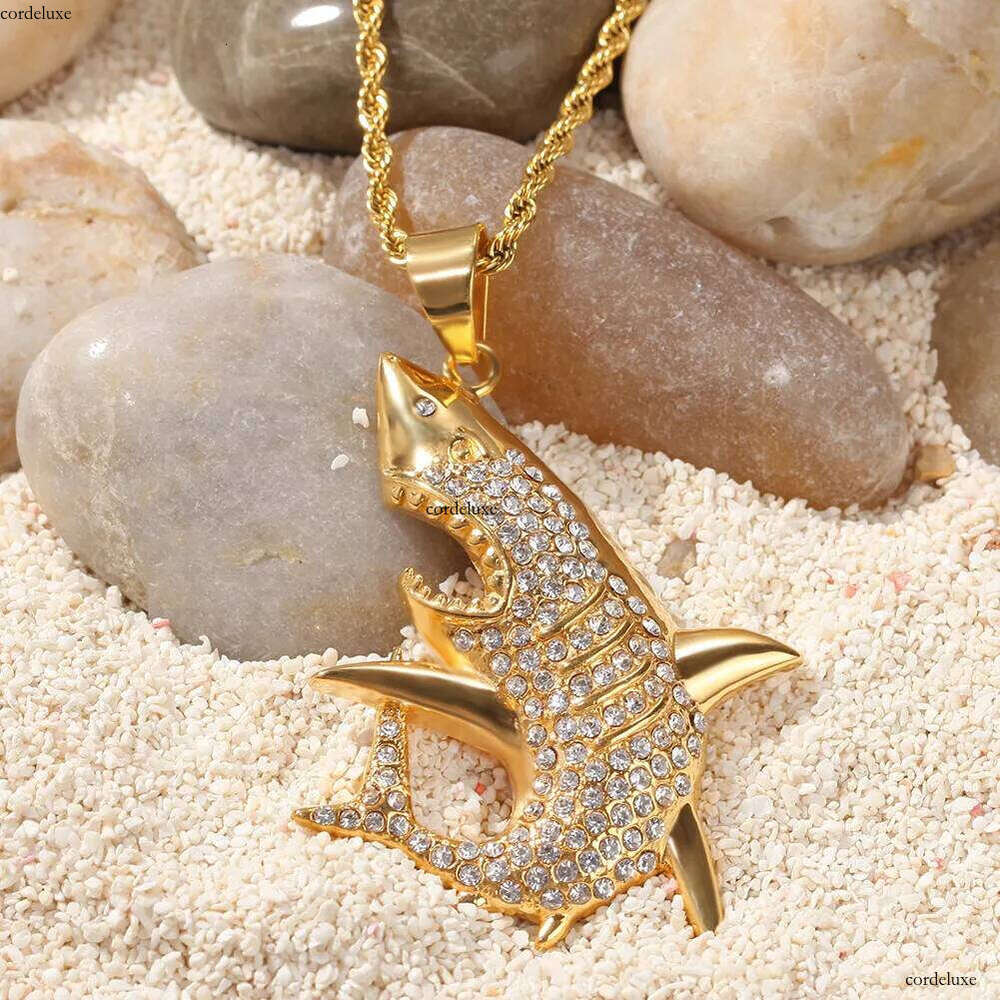 New Fashion Gold Plated Stainless Steel Bling Dia Mens Shark Pendant Chain Necklace personalized Hip Hop Rapper Jewelry Gifts for Men