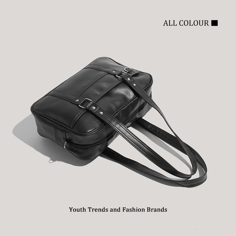 Light Luxury JK Uniform 2025 New Large Capacity Shoulder Ins Style Versatile Crossbody Bag ddmymoon